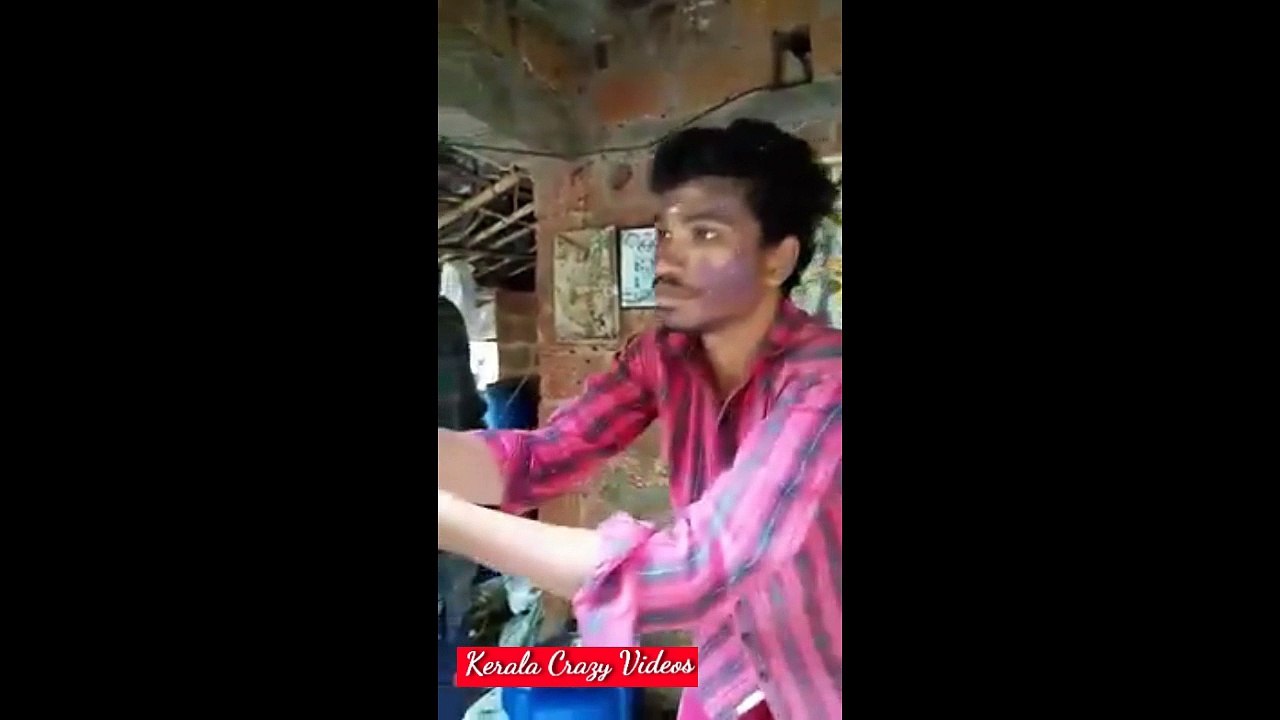 ചക്ക മുറിച്ചു ജന്മദിനം ആഘോഷിച്ച നമ്മുടെ ഈ പാവം ചങ്കിന് ഒരു ലൈക്ക്