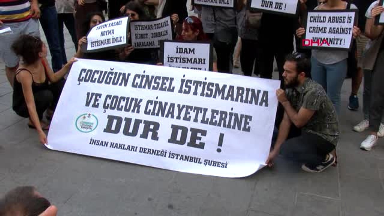 İstanbul Beyoğlu'nda Eylül ve Leyla İçin Oturma Eylemi Hd