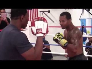Shane Mosley MITTS WORKOUT w/ Kenny Porter - How Does He Look?