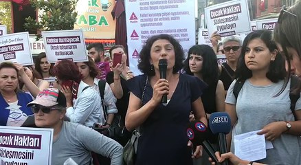 Kadınlar, çocuk istismarına karşı sokağa çıktı