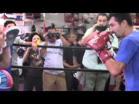 Viktor Postol COMPLETE MITT WORKOUT w/ Freddie Roach! vs Lucas Matthysse