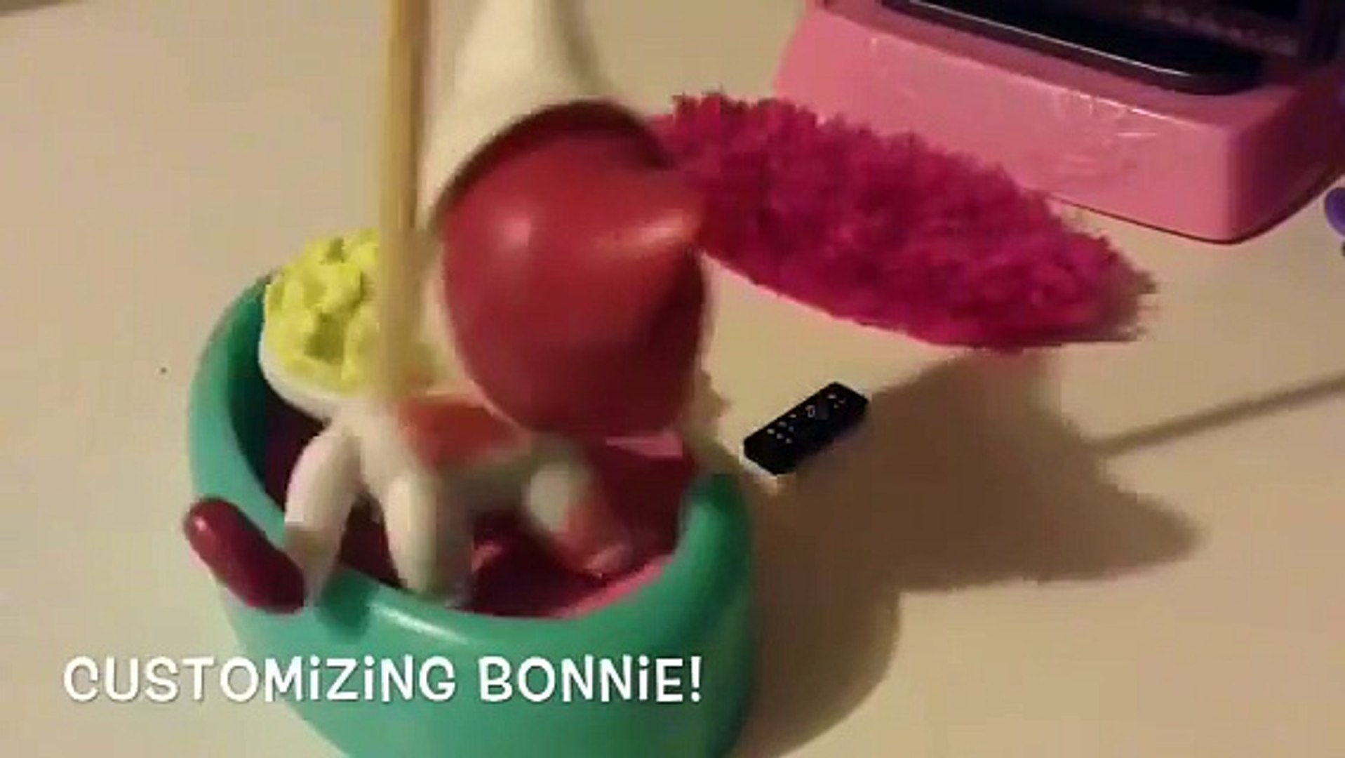 little pet shop five nights at freddy's