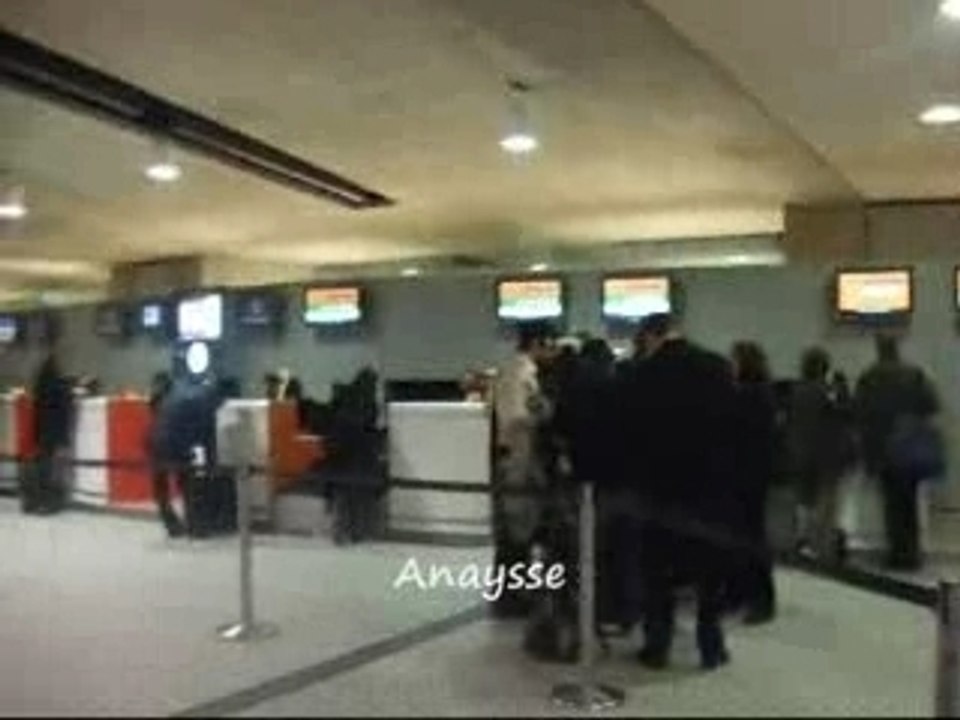 Killerpilze a l'aeroport partie 1