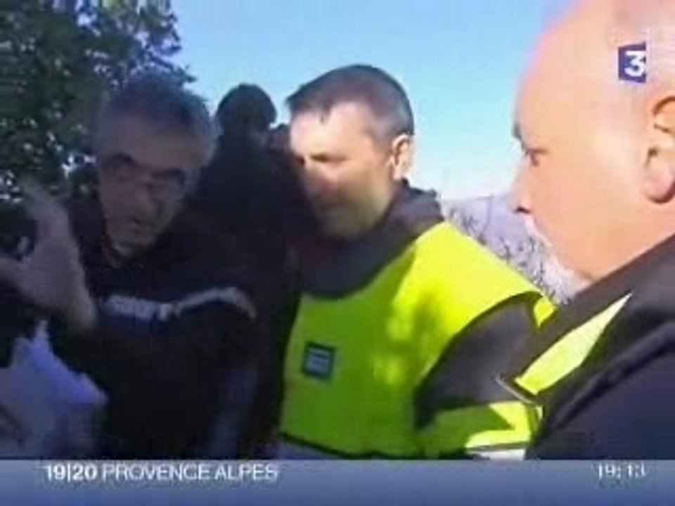 Des américains avec les sapeurs-pompiers du 13