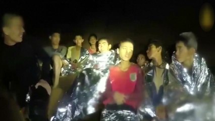 "태국 실종 소년들, 생일파티 간식으로 열흘 버텨" / YTN