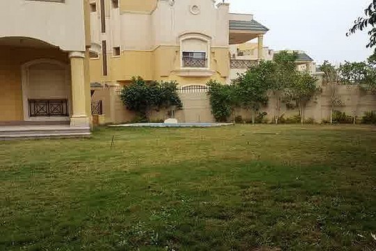 فيلا بفيو رائع في كمبوند الديار بالقاهرة الجديدة للايجار