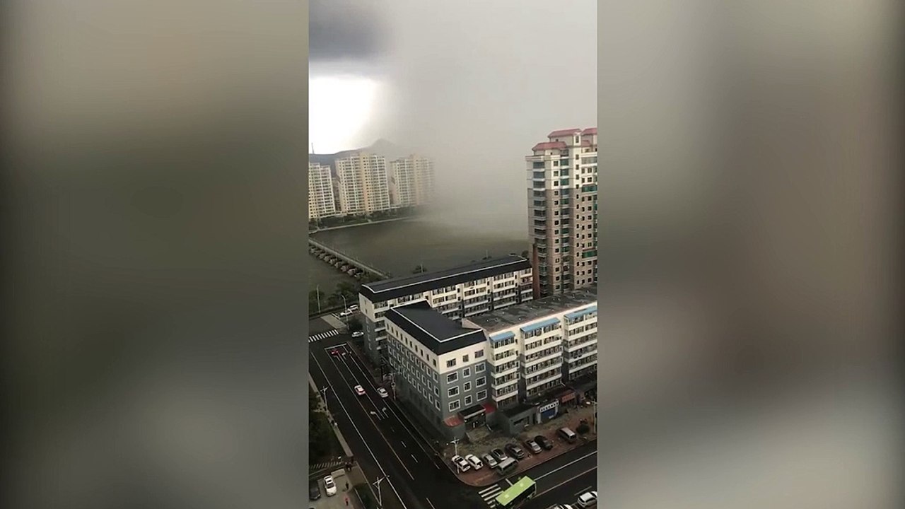 Strange ultra-localised downpour falls in northern China