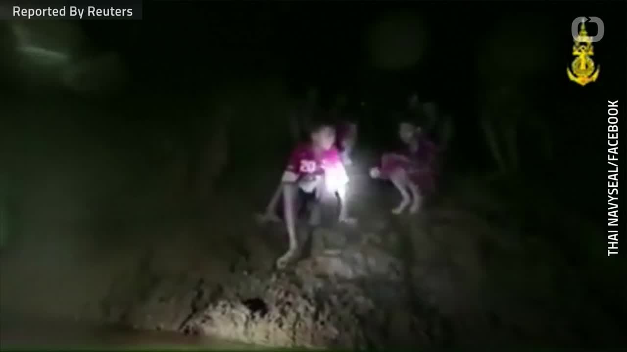 Trapped Thai Team Learning To Dive