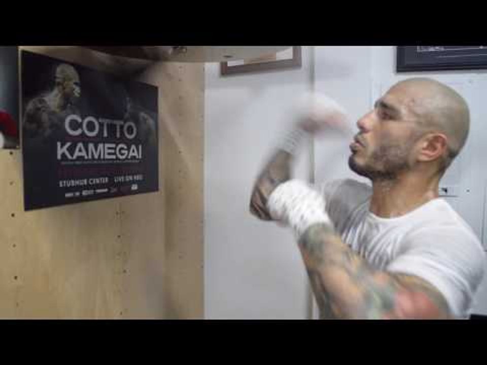 Miguel Cotto POUNDS the Speed Bag at LA Media Workout vs. Kamegai
