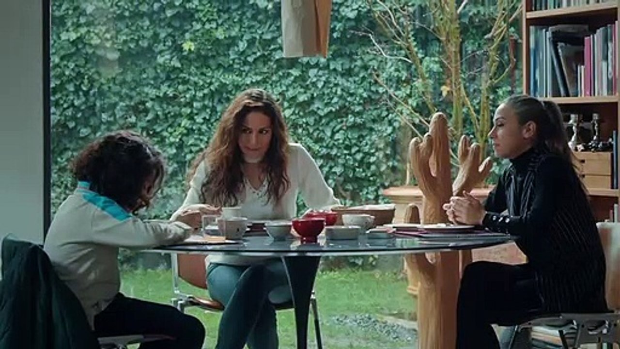 HD مسلسل عروس إسطنبول الموسم الثاني الحلقة 16 م...
