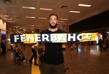 Fenerbahçe Doğuş'un Yeni Transferi Lauvergne, İstanbul'a Geldi
