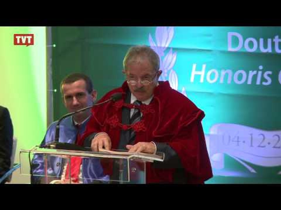 Lula recebe o 26º título de Doutor Honoris Causa