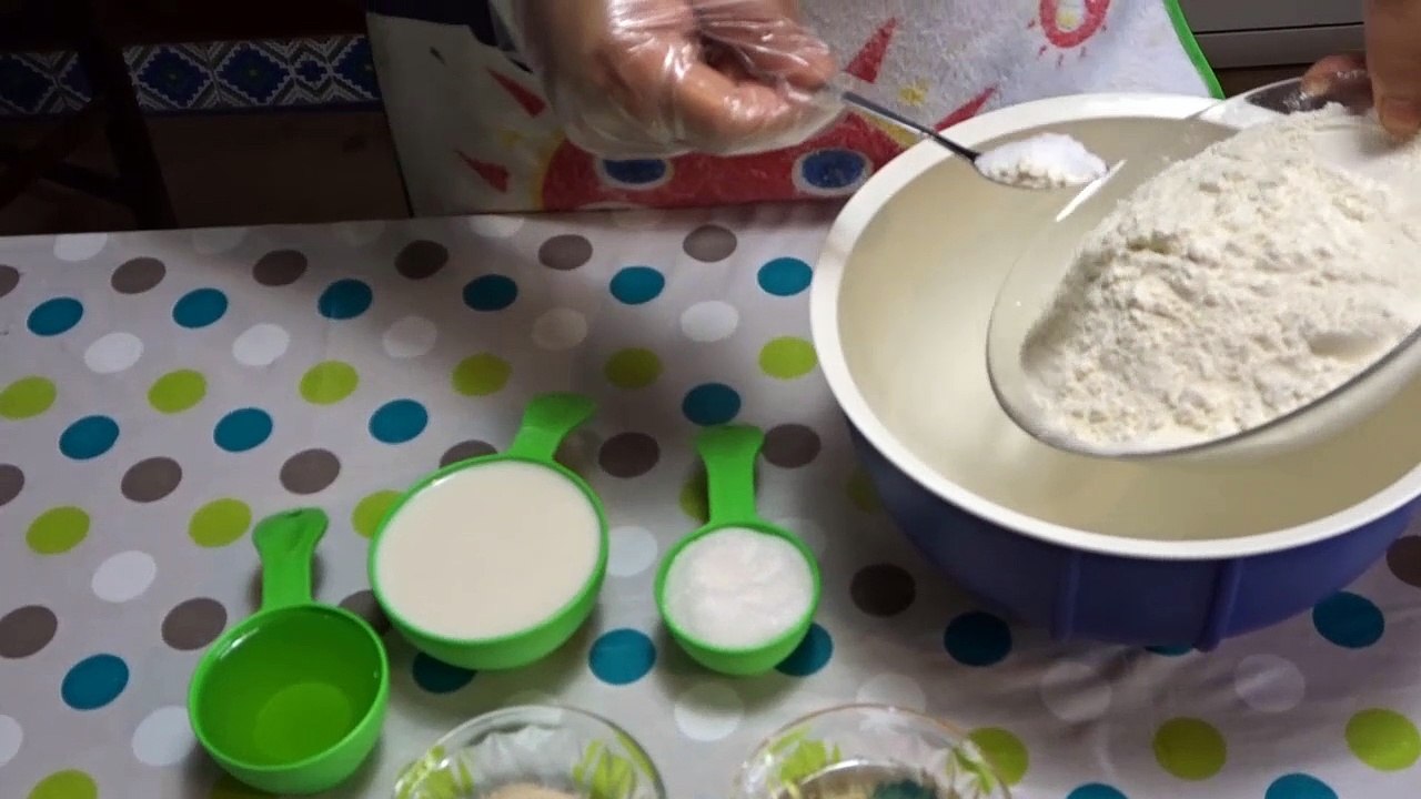 العجينة السحرية طرية و قطنية لجميع انواع الفطائر و البيتزا