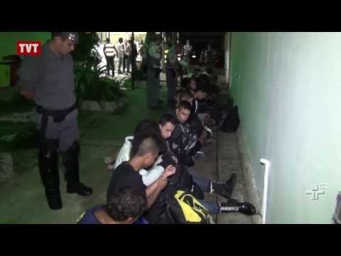 Tropa do Braço agride manifestantes em ato Contra a Copa, em São Paulo