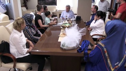 Karaosmanoğlu, Rus gelinin ezan isteğini kırmadı - KOCAELİ