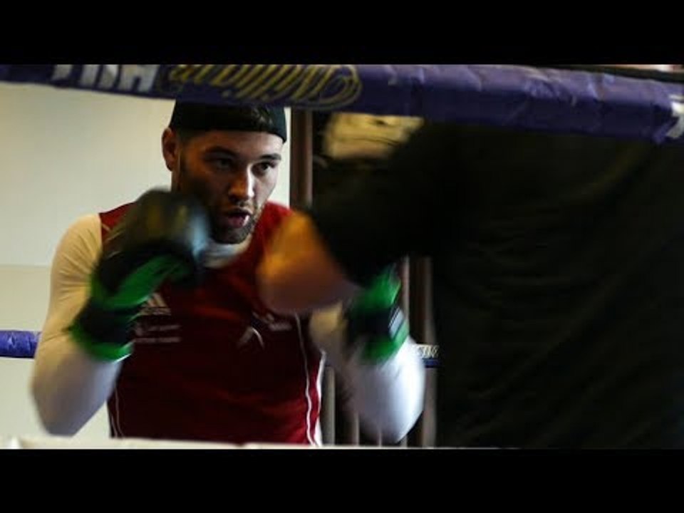 Scott Fitzgerald PUBLIC WORKOUT | Khan vs Lo Gr...