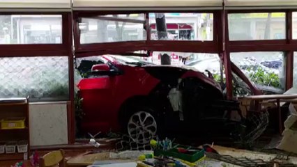 유치원 돌진 '꽝'...어린이·교사 등 21명 경상 / YTN