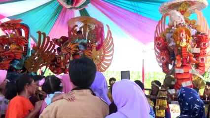 NITIP RINDU | Singa Dangdut Linda Sari