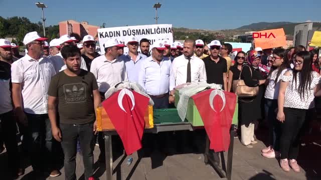 Karabük'te Kadınlar Çocuk Cinayetlerini Protesto Etti