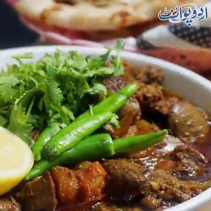 دل اور زبان: کہتے ہیں کہ جب لقمان حکیم پڑھ کر فارغ ہو چکے تھے تو استاد نے کہا لقمان آج ایک بکرا زبح کرلو اور اس میں سے جو سب سے اچھی چیز سمجھو، ہمارے لیے۔۔۔