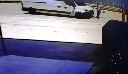 Kamyonet Yaşlı Adama Böyle Çarptı