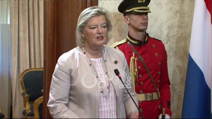 Ora News - Senatorja e Holandës: Vit i vështirë për Shqipërinë, punoni fort