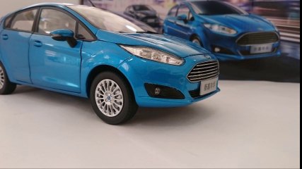 Unboxing - Ford Fiesta ST 1/18 - Paudi