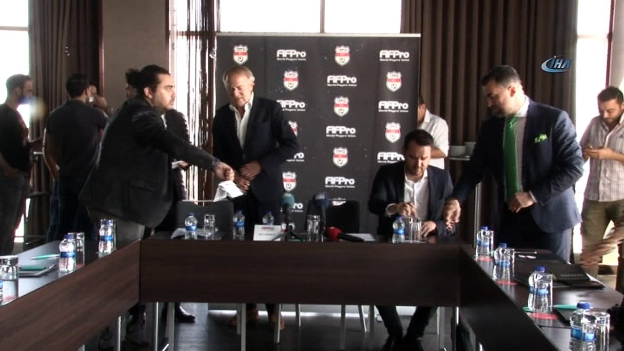 Uluslararası Profesyonel Futbol Birliği’nden TPFD’ye ziyaret etti
