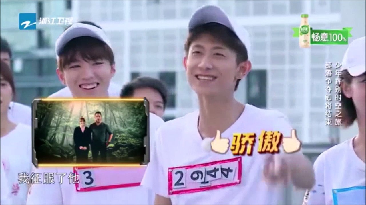 Bryce Dallas Howard & Chris Pratt Appear in a Special Jurassic World Chinese TV Program