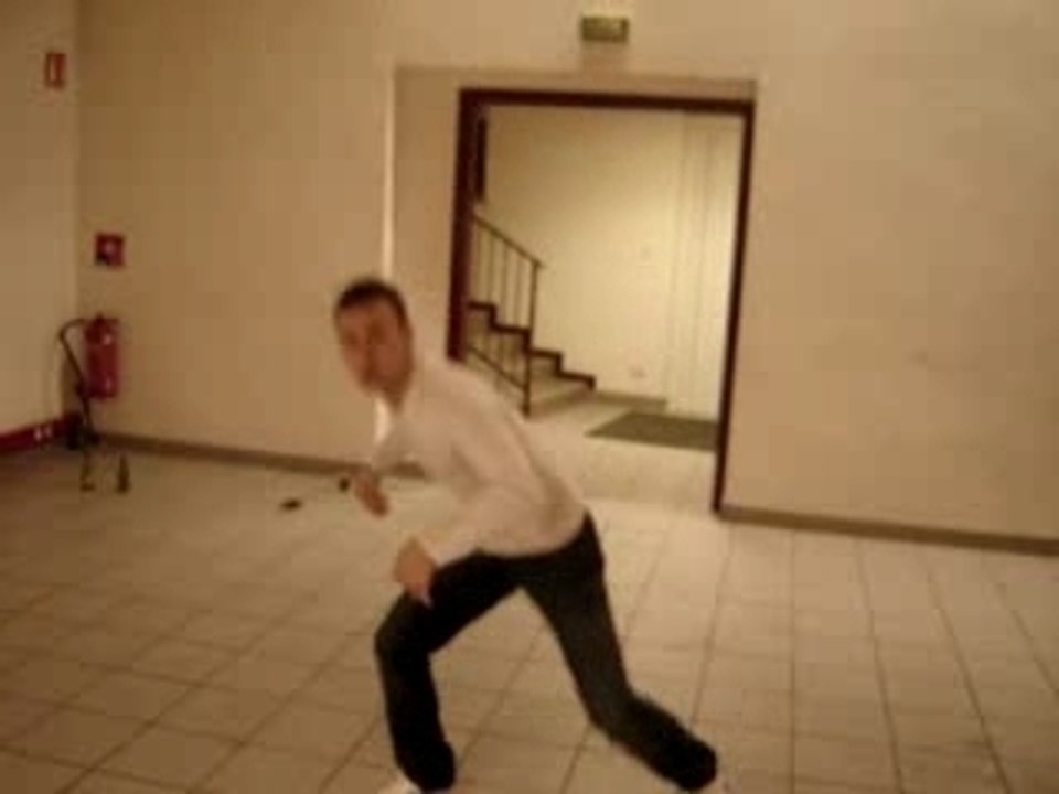 la "dance de ouf " mdr