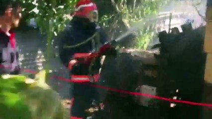 Pire İçin Kümes Yaktı: Kümes de Barakayı