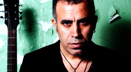 Sattığı 3 Yelekle İhtiyaç Sahiplerine Yardım Eden Haluk Levent, 4'üncü Yeleğini Satın Aldı