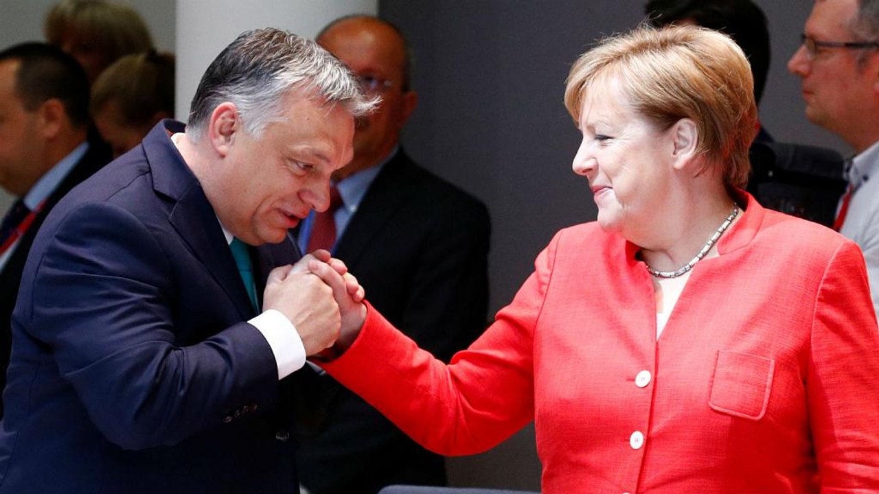 Merkel zu Orbán: 'Europas Seele ist Humanität'