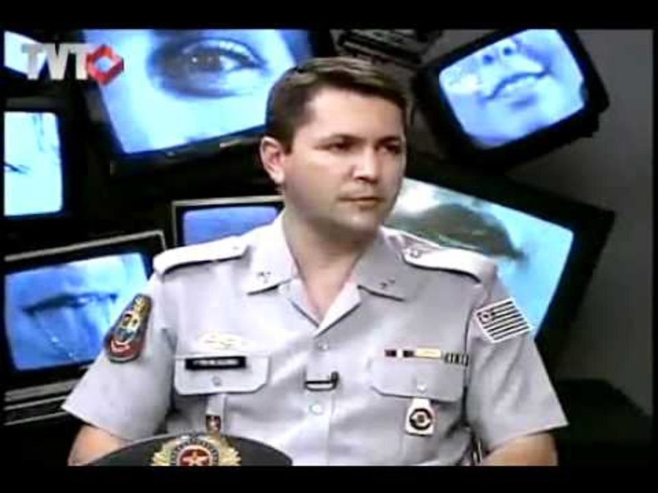 ‪Clique e Ligue: Wiki crimes - parte 1/3‬ - Red...