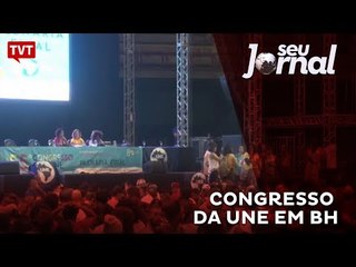 Estudantes discursam em plenária final de Congresso da UNE em BH