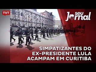 Simpatizantes do ex-presidente Lula acampam em Curitiba