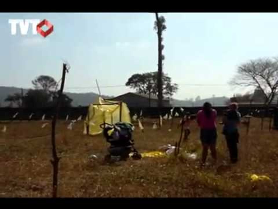 Trabalhadores sem teto ocupam área particular em biritiba mirim, no alto tietê.
