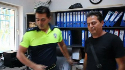 Bankaya para çekmeye giderken 20 Bin TL buldu