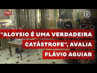 "Aloysio é uma verdadeira catástrofe", avalia Flávio Aguiar