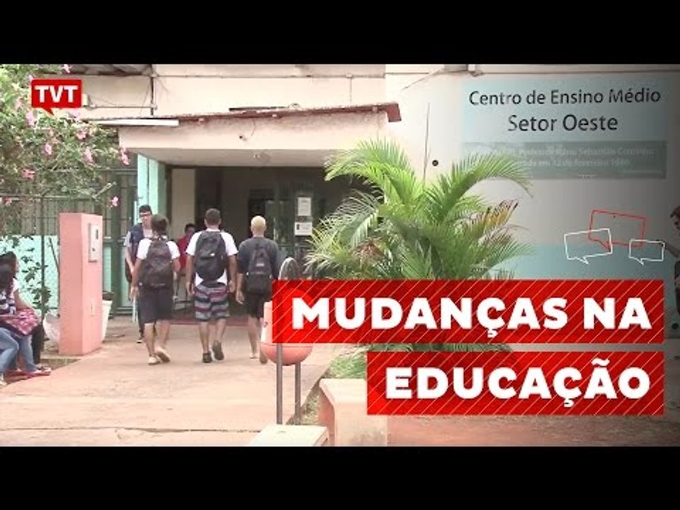 Em Brasília, estudantes e professores criticam MP do Ensino Médio
