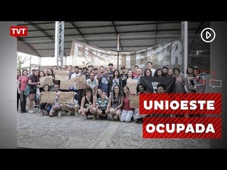 Alunos ocupam mais de 100 escolas no Brasil contra a PEC 241