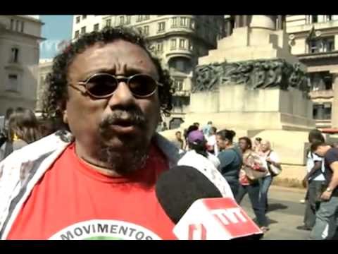 Movimentos pela moradia fazem protesto no centro de São Paulo