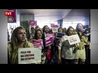 Download Video: Mulheres fazem ato no Congresso pelo fim da cultura do estupro