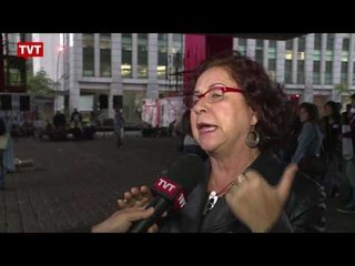 Manifestantes fazem ato em favor do SUS