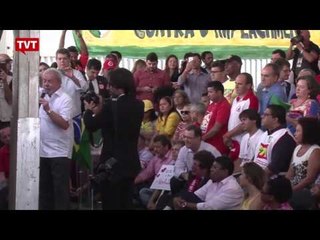 Lula volta a criticar atitude golpista de Michel Temer