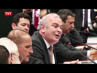 Eduardo Cunha manobra para impedir cassação