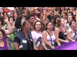 Manifestação no RJ condena projeto de Eduardo Cunha sobre aborto