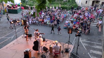 Alpes-de-Haute-Provence :  Sainte-Tulle s'ambiance pour le festival des lavoirs