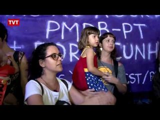 Mulheres ocupam as ruas no Rio e em SP contra Eduardo Cunha