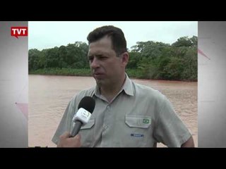 Lama da Samarco acaba com fonte de renda de pescadores no Rio Doce